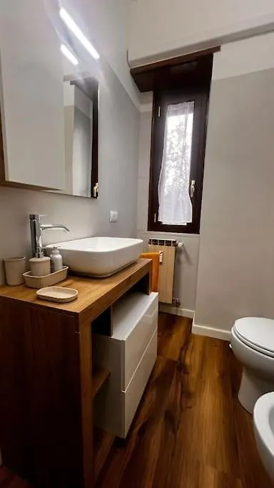 Milano Navigli Bocconi Naba Iulm Ied-Design Apartment 0*, Milan