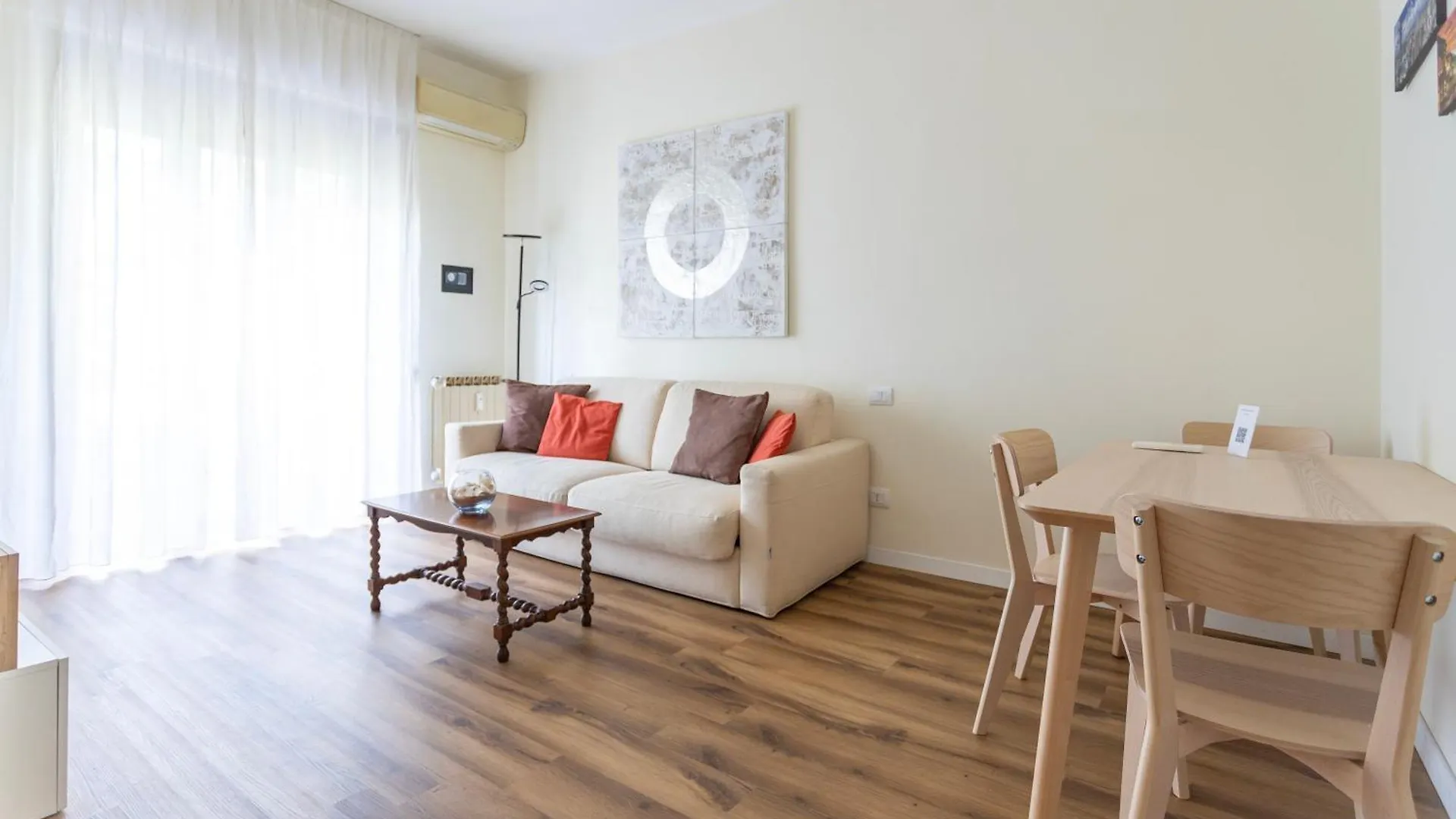 Milano Navigli Bocconi Naba Iulm Ied-Design Apartment 0*, Milan Italy
